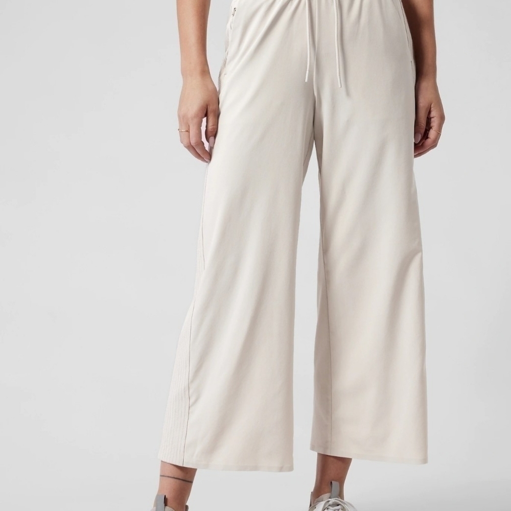 Athleta farallon heathered wide leg crop pants  size 0 .